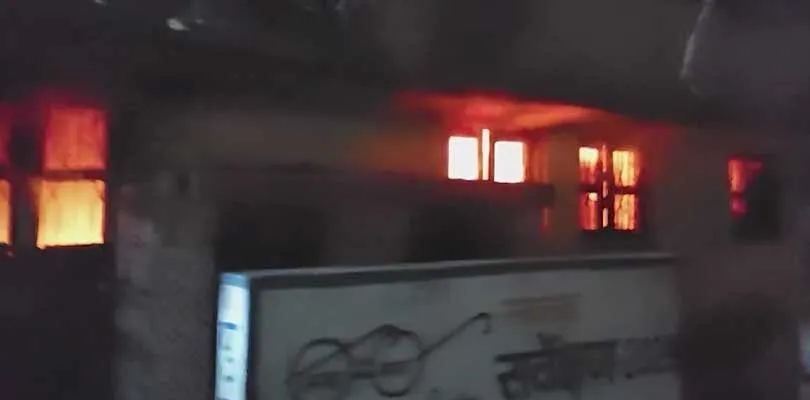 মধ্যপ্রদেশের প্রধান বাজার এলাকায় সুসনের পৌর পরিষদ অফিসে রাতে ভয়াবহ অগ্নিকান্ড