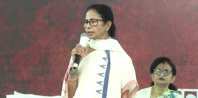 ভোটের আগের দিন পর্যন্ত নাম তুলতে বলেছে আদালত: মমতা বন্দ্যোপাধ্যায়