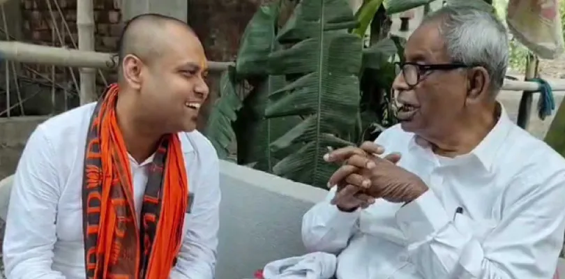 প্রাক্তন সাংসদ তড়িৎ তোপদারের বাড়ি গিয়ে আশীর্বাদ নিলেন বিজেপি প্রার্থী