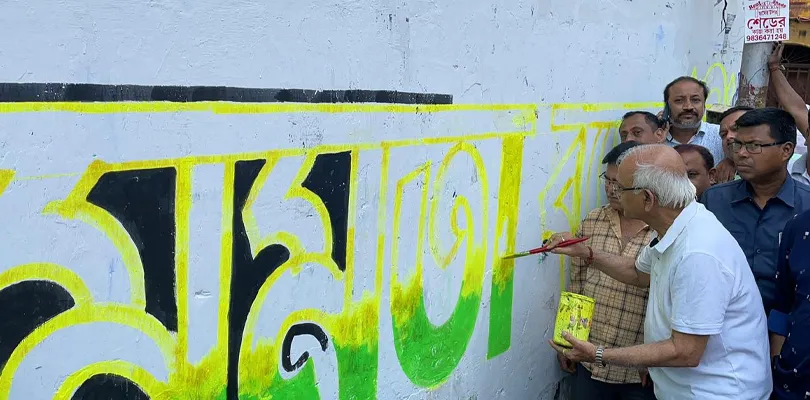 মুখ্যমন্ত্রীর মমতা বন্দ্যোপাধ্যায়ের জন্য ভবানীপুরে দেওয়াল লিখনে মন্ত্রী শোভন দেব চট্টোপাধ্যায়