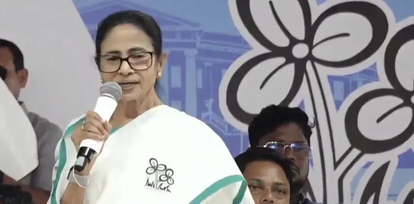 বাংলায় চাকরির অভাব হবে না, বিপুল শিল্প আসছে: মমতা