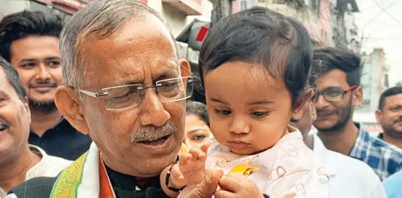 আজ মনোনয়ন শুরু, উত্তরবঙ্গে ২৭টি কেন্দ্রের জন্য সাজানো হয়েছে ডিএম-এসডিও অফিসের ২৭টি রুম