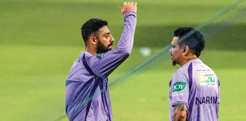নারিন-বরুণের পাশে টিম সাউদি