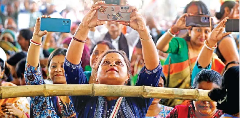 লড়ব, বাংলাকে জেতাব: মমতা, বিজেপির বিরুদ্ধে গর্জন, নাম বাদ দিয়ে এনআরসির ছক ভেস্তে দেব