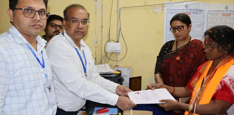 পানিহাটি কেন্দ্র থেকে বিজেপি প্রার্থী হিসাবে মনোনয়নপত্র জমা দিলেন রত্না দেবনাথ