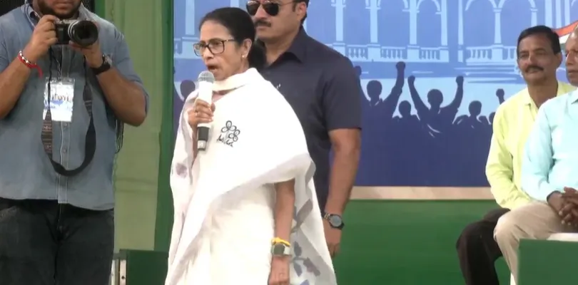 ভুয়ো হলফনামা দাখিল করে আমার মনোনয়ন বাতিলের চক্রান্ত করা হয়েছিল: মমতা