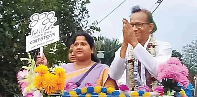 জোড়াফুলের ফল আরও ভালো হবে,  আত্মবিশ্বাসী রায়দিঘির বাংলার স্যার, আইএসএফকে সঙ্গে নিয়ে লড়াইয়ে কান্তি-পুত্র