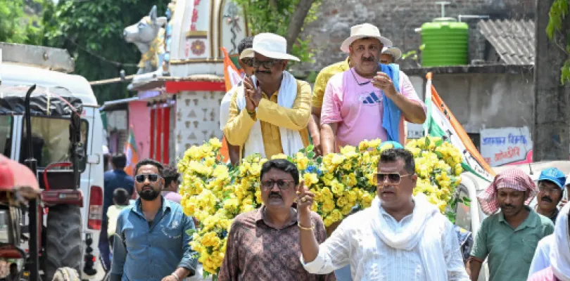 রানাঘাট  উত্তর-পশ্চিম: গ্রাম থেকে শহর, উন্নয়নের মন্ত্রেই রানাঘাটের মন জয়ে মরিয়া তাপস. ভোট ব্যাংক ধরে রাখাই চ্যালেঞ্জ বিজেপির