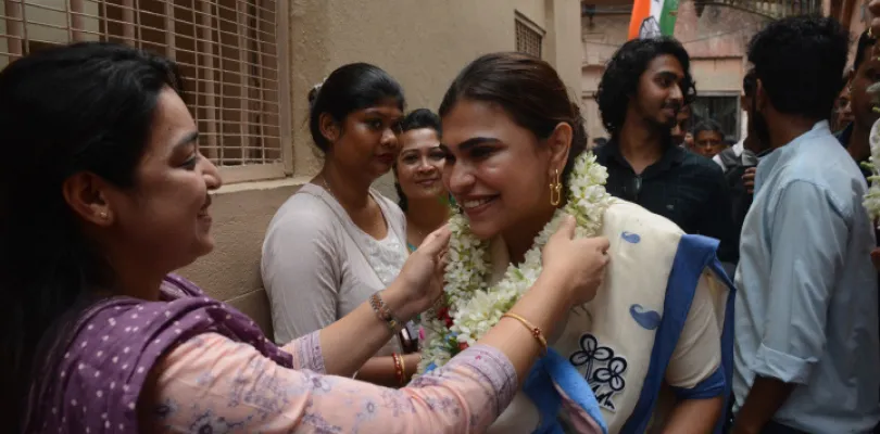 ‘দিদিভাই, তোমাকে চাই’, শ্রেয়া পান্ডের প্রচারে মানিকতলায় স্লোগান তৃণমূলের