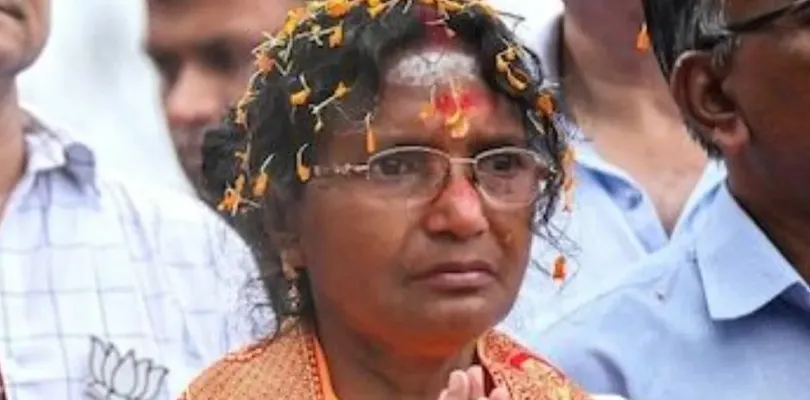 ‘মেয়ের মৃত্যু নিয়েও রাজনীতি!’ পানিহাটিতে দিনভর কটাক্ষে হতোদ্যম বিজেপি প্রার্থী রত্না