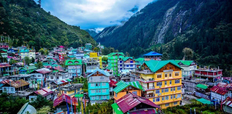 আগামী সপ্তাহ থেকে পাহাড়ে ঢল নামার আশা, বরফের টানে সিকিমমুখী পর্যটকরা, বন্ধ লাচেন