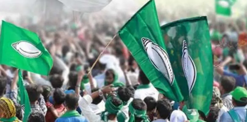 ভোটযন্ত্রে কারচুপি: মমতার আশঙ্কাকে সমর্থন বিজেডির