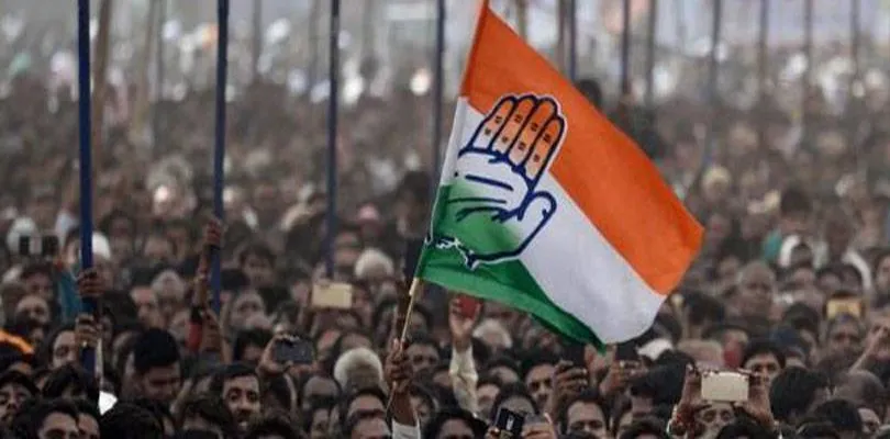 বাম মুক্ত কেরল বিপুল আসন নিয়ে সরকার গঠনের পথে কংগ্রেস
