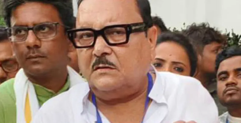 গেরুয়া সুনামির মাঝে গড় -রক্ষা তৃণমূলের এভারগ্রিন মদন মিত্রের