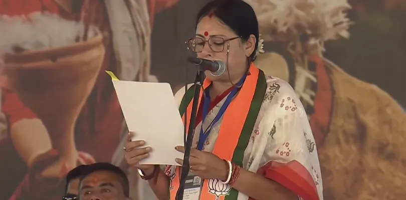 নারী ও শিশু কল্যান এবং পুর ও নগরোন্নয়ন মন্ত্রী হলেন অগ্নিমিত্রা পাল
