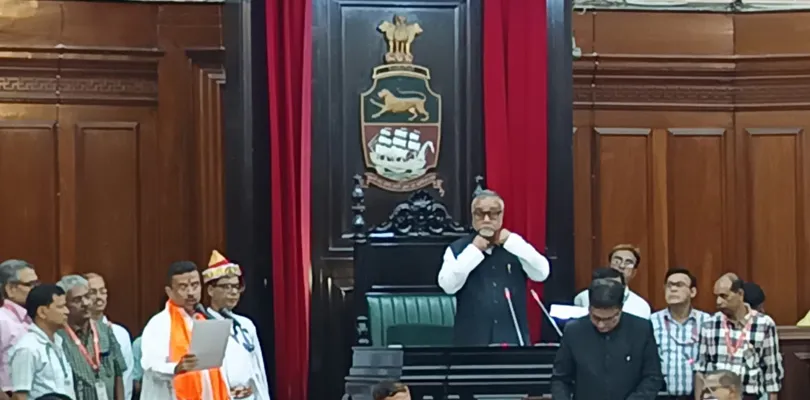 বিধায়ক হিসাবে শপথ নিলেন মুখ্যমন্ত্রী শুভেন্দু অধিকারী