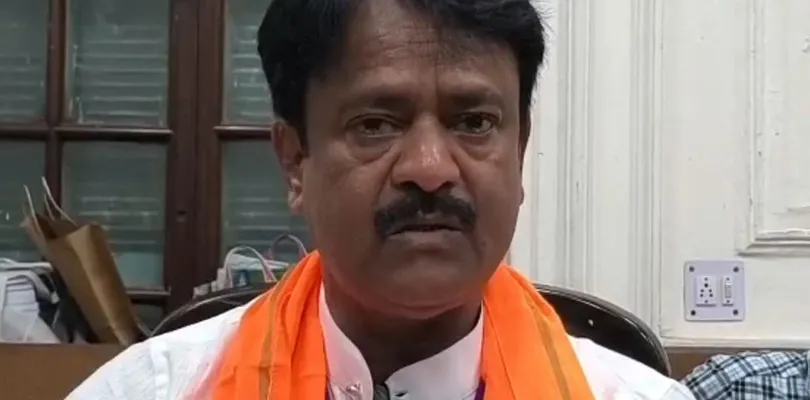 গ্রামীণ অর্থনীতির ‘লাইফলাইন’ সমবায়,  কাজে গতি আনতে উদ্যোগী অশোক