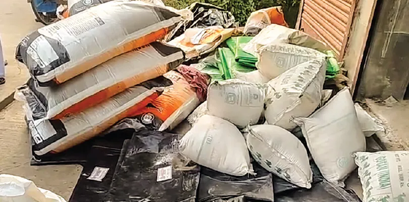 সাগরে তৃণমূল নেতার দোকান  থেকে উদ্ধার বিপুল ত্রাণ সামগ্রী
