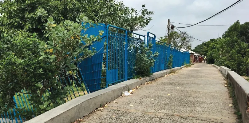 দ্বারকেশ্বরে বাঁধের উপর অবৈধ নির্মাণ, বানভাসির আশঙ্কা
