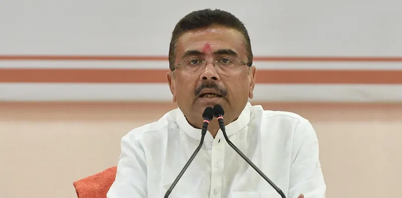 বকেয়া ডিএ থেকে ৫০ হাজার শূন্য পদে নিয়োগ, কর্মচারীদের সঙ্গে বৈঠকে নানা আশ্বাস মুখ্যমন্ত্রীর