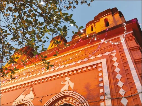 শ্যামনগরের মূলাজোড়ের ব্রহ্মময়ী মাকে ভোগ দেওয়া হয় পাঁচ রকমের মাছ দিয়ে
