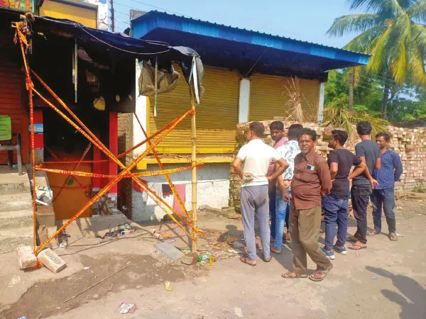উলুবেড়িয়ায় আগুন: প্রাথমিক তদন্তে কাটা তেলের অস্তিত্বই পায়নি দমকল