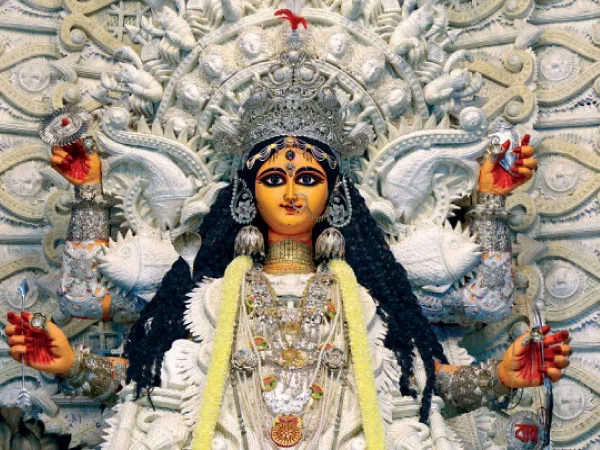 প্লাটিনাম জুবিলি চন্দননগরের দুই পুজোর,&nbsp;থিমে চমক বাগবাজার চৌমাথা ও বেশোহাটায়