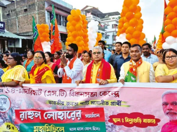 বিন্নাগুড়িতে প্রচারে দিলীপ
