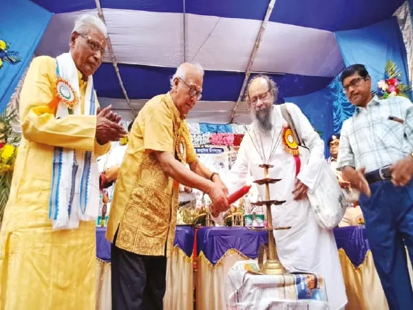 খানাকুল বইমেলার উদ্বোধন