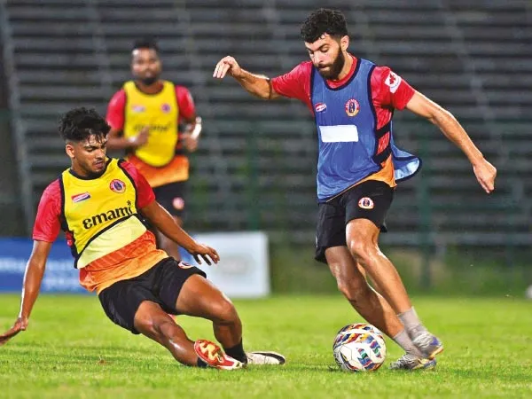 হেক্টরকে ছাড়াই মিনি ডার্বির পরিকল্পনা সাজাচ্ছেন ব্রুজোঁ