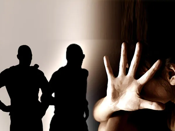 রাতের শহরে মদ্যপ যুবকদের হাতে আক্রান্ত ৩