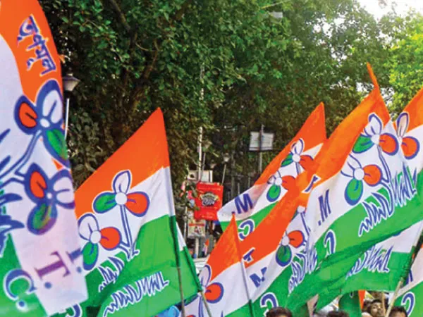 জান কবুল লড়াইয়ে কোথায় গেরুয়া শিবির! ব্যবধান বাড়ানোর অঙ্ক কষছে তৃণমূল