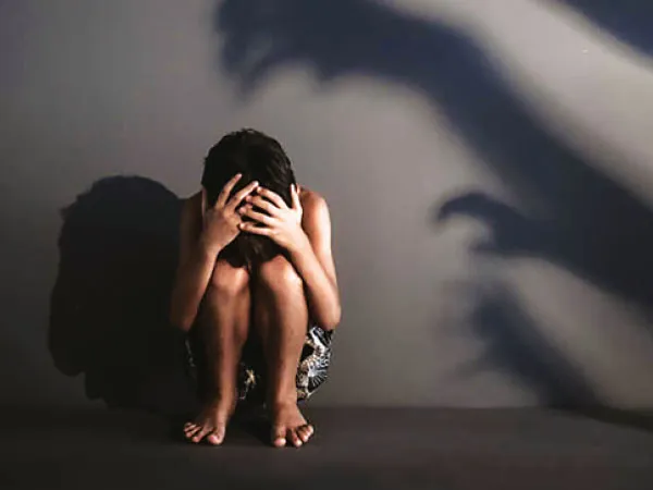 হাসনাবাদে নাবালিকাকে ধর্ষণের অভিযোগ, গ্রেপ্তার চিকিৎসকের বাবা