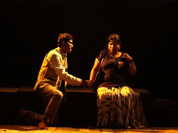 নাটকের আলোচনা:&nbsp;অন্ধকারের উৎস হতে