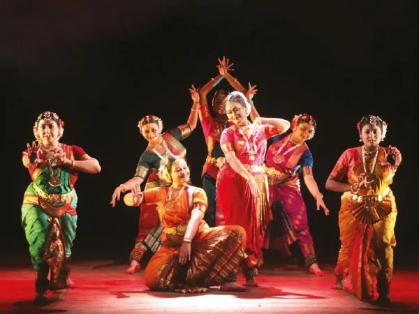 তরঙ্গ নৃত্য