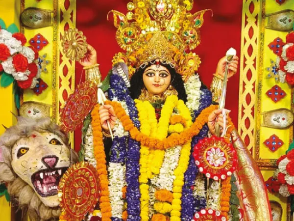 কুণ্ডু বাড়ির পুজো দেখতে ফি বছর উপচে পড়ে ভিড়,&nbsp;হাওড়ার রামরাজাতলায় উৎসবের আবহ