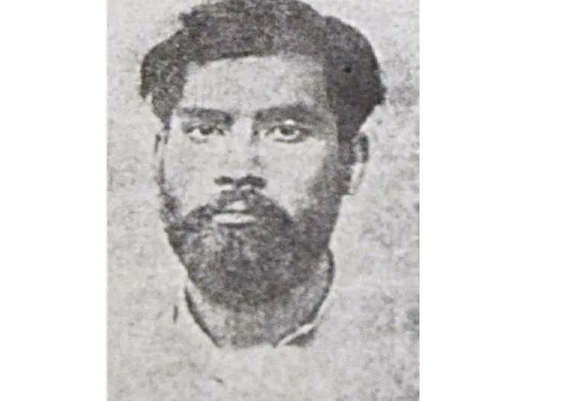 অস্ত্র লুণ্ঠনের নায়ক
