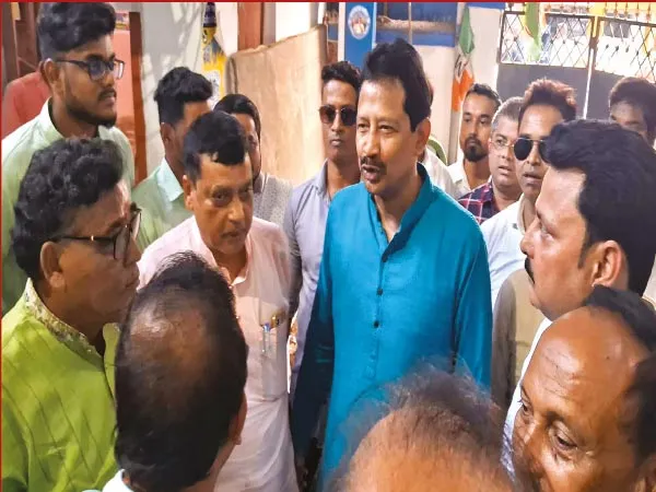 উপনির্বাচনে গোষ্ঠীকোন্দল হলেই কঠোর শাস্তির বার্তা রাজীবের