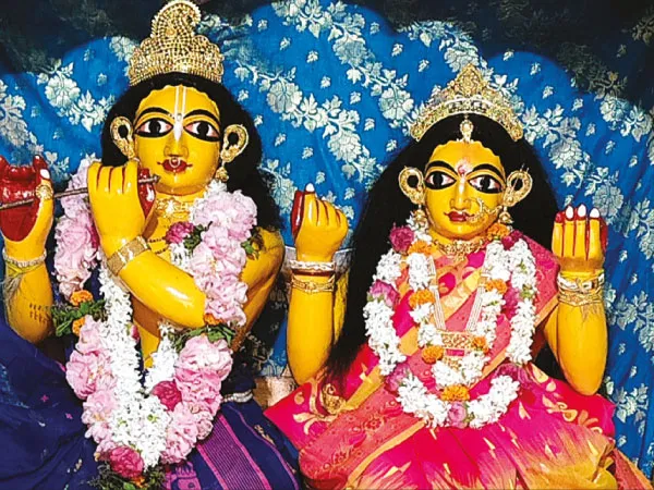 ভূতের সার্কাস চালানো দেখা যাবে &nbsp;গৌর বিষ্ণুপ্রিয়া সঙ্ঘের রাসোৎসবে