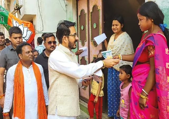 লোকসভায় কেন্দ্রীয় সরকার তৃণমূলকে জিতিয়েছে: হিরণ