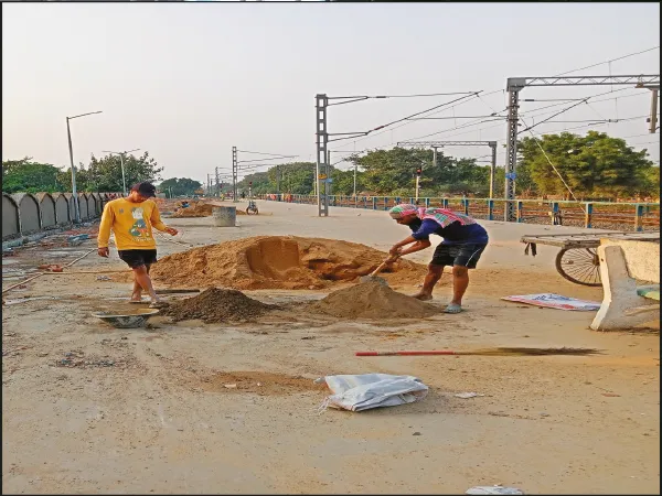 পাঁচ কোটি ব্যয়ে পরিকাঠামো উন্নয়নের কাজ শুরু মালদহ কোর্ট স্টেশনের, তৈরি হবে রাস্তা