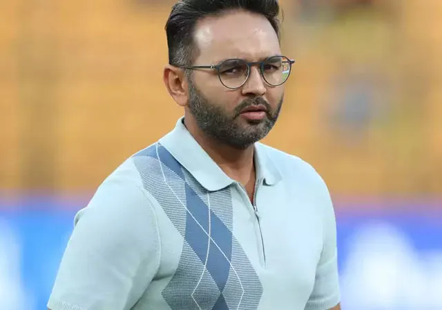 গুজরাত টাইটান্সের ব্যাটিং ও সহকারী কোচ হিসেবে দায়িত্ব পেলেন পার্থিব প্যাটেল