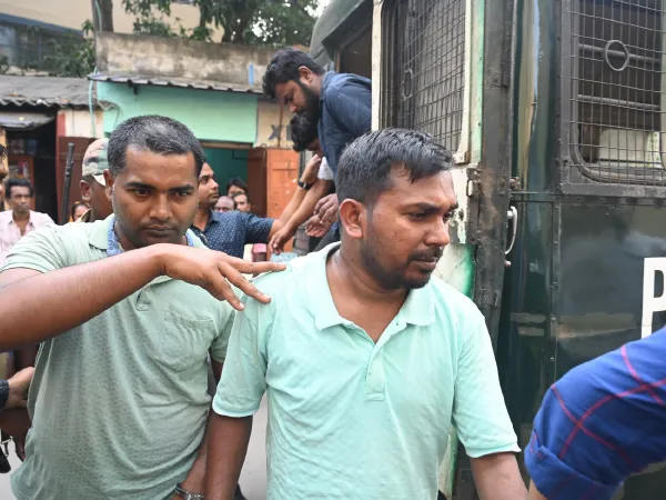 ট্যাব কেলেঙ্কারিতে পূর্ব মেদিনীপুরে গায়েব ২৪ লক্ষ, তমলুকে ধৃতদের ম্যারাথন জেরা