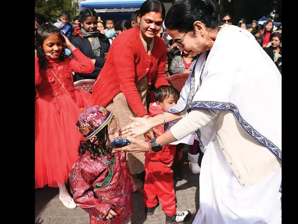 ৬-০ ফল নিয়ে আত্মবিশ্বাসী মমতা,&nbsp;উপ নির্বাচনেই কুৎসার জবাব