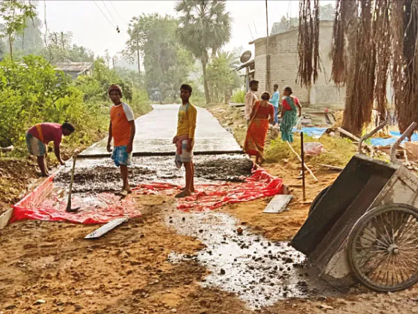 রাস্তার কাজে কাটমানির দাবি তুলে ম্যানেজারকে মারধরের অভিযোগ