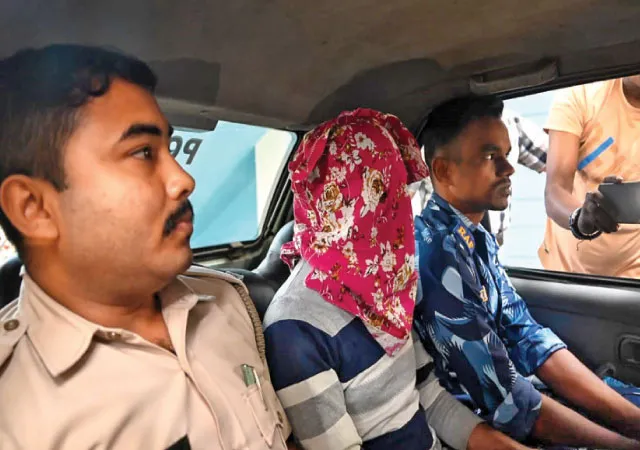 ট্যাবের টাকা অ্যাকাউন্টে, বৈষ্ণবনগরে ধৃত আরও ১
