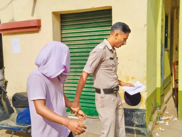 ট্যাব কাণ্ডের জের, সব প্রকল্পের অ্যাকাউন্ট সংযোগে ওটিপি বাধ্যতামূলক করছে রাজ্য