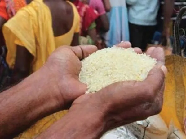 উধাও রেশন! ক্ষতি ৭০ হাজার কোটির,&nbsp;কেন্দ্রীয় প্রকল্পে দেশজুড়ে দুর্নীতির ছায়া