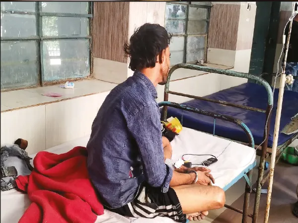 স্ত্রীকে ফিরিয়ে নিতে এসে শ্বশুরবাড়িতে অপমান