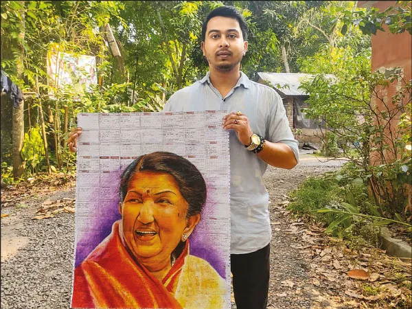 ট্রেনের টিকিটে লতা মঙ্গেশকরের&nbsp;ছবি, তাক লাগালেন বনগাঁর শিল্পী